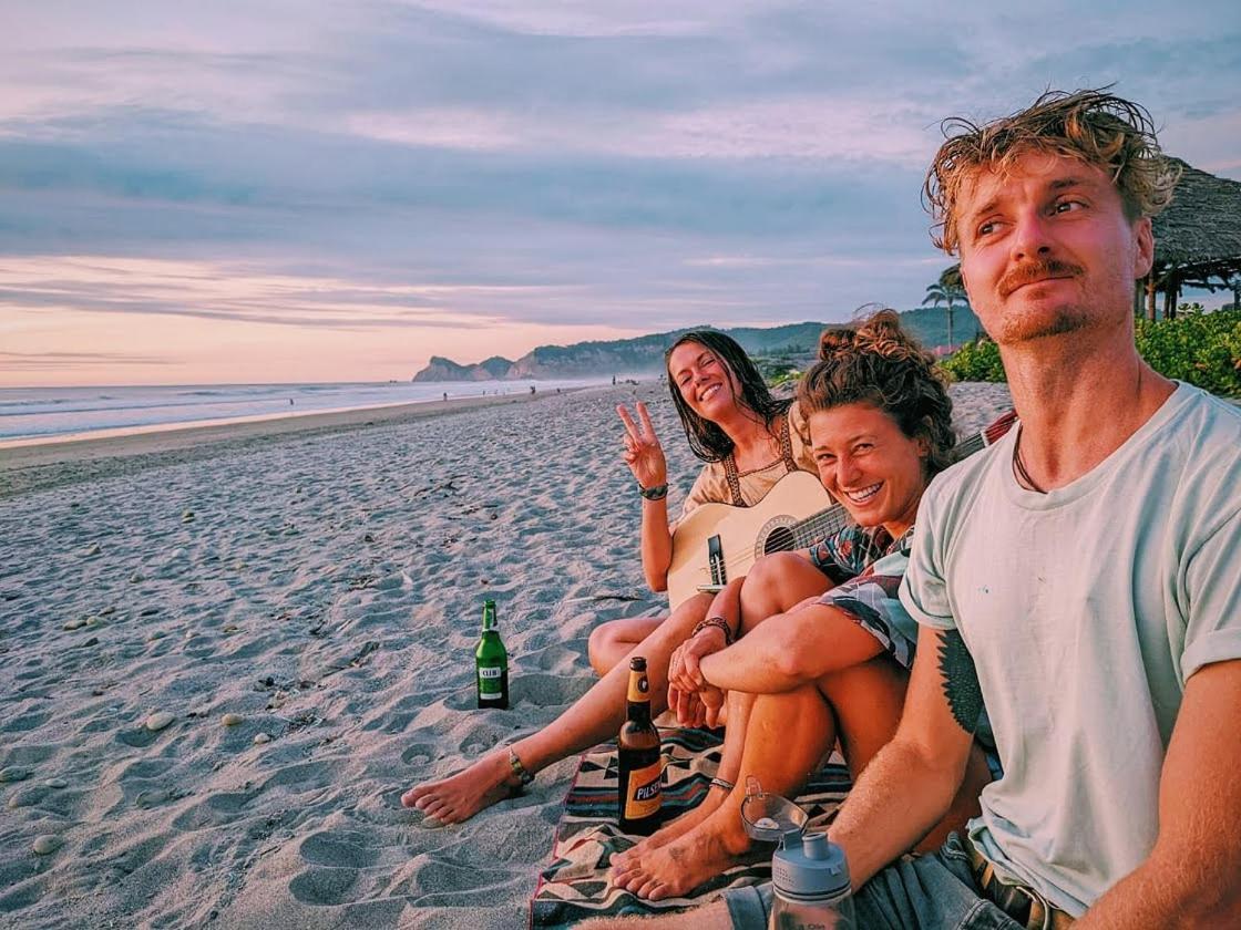 Hermanos Perdidos Surf Las Tunas Exterior foto